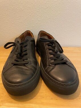 Gustin Black Leather Low-Top Men's Sneakers